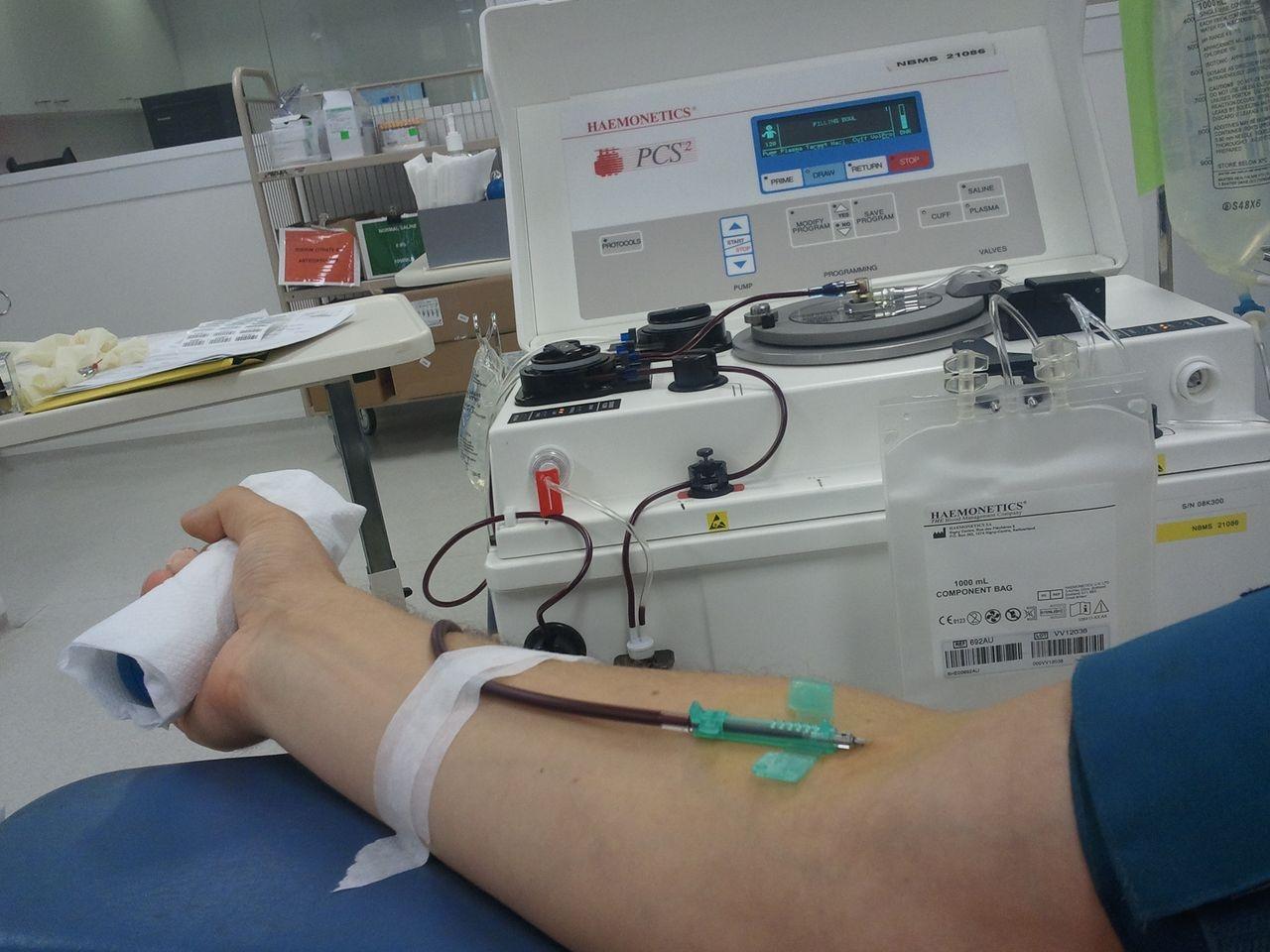 Аппарат для забора крови из вены донорам